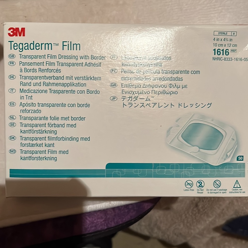 Tagaderm tape - Picture 2 of 2